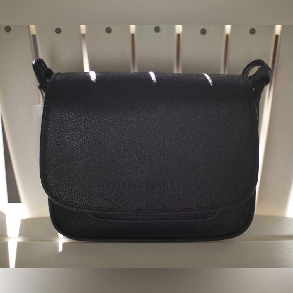 Longchamp Le Foulonné Leather Crossbody | Black/Gold | free lip balm - Picture 4 of 16